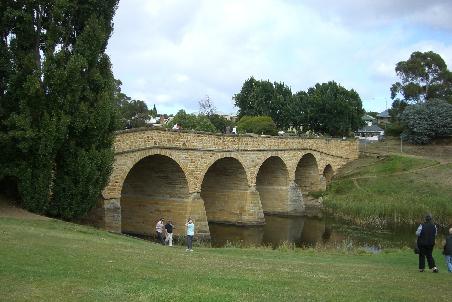 Die älteste noch betriebene Brücke in Australien!