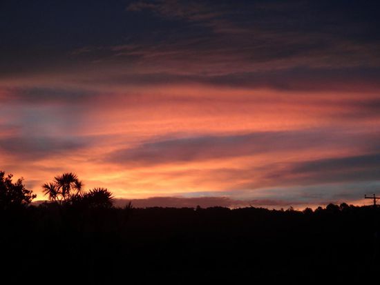 Sonnenuntergang in Hot Water Beach
