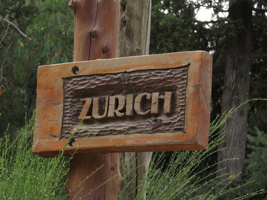 Straßenname in der Colonia Suiza