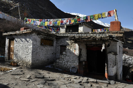 Tempel indem Wasser und Feuer vereint sind