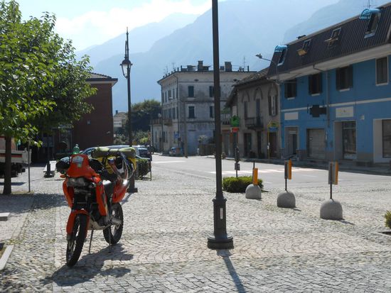 entlang der Via Nazionale...Vogogna - Italien