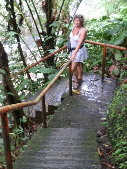 300 Stufen 
Wo kann man die bei uns Zuhause schon üben?