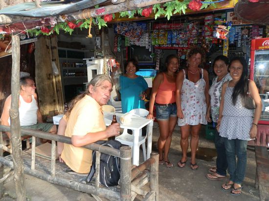 Auf der Bank der Bertram
Links neben mir die Fe