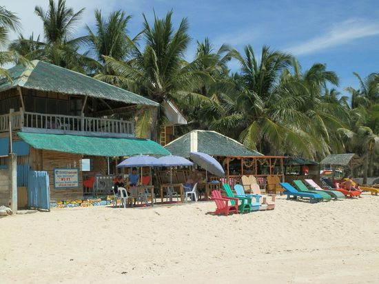 Anderes Resort aber kein Schatten am Strand