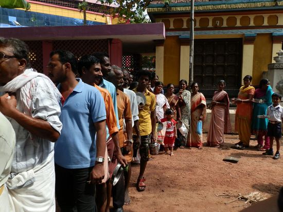 Wo kommen die ganze Leute nur her?