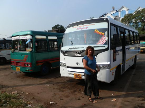 Ein ziemlich neuer Bus - eigentlich hatten wir uns schon auf so eine alte Gurke eingestellt