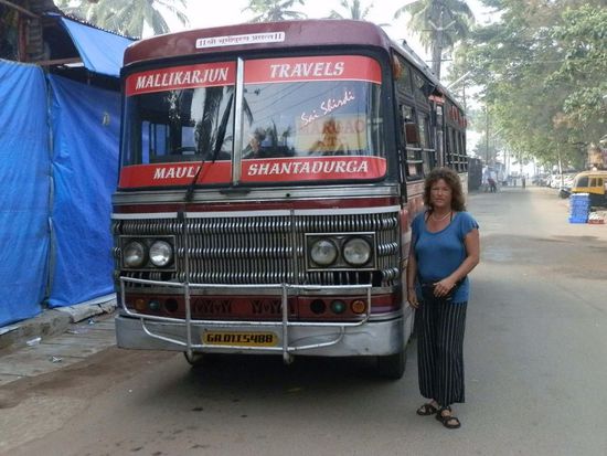 Ein richtig indischer Bus