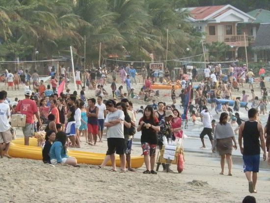 Und noch mehr!
Wenn alles zu viel wird kann man noch an den nächsten Strand ausweichen