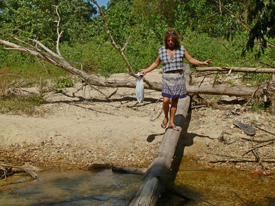 Wenn es heißt noch 5 Min. bis zum Wasserfall sind es mindestens noch ein Kilometer
Ein paar Flüsschen müssen auch überquert werden