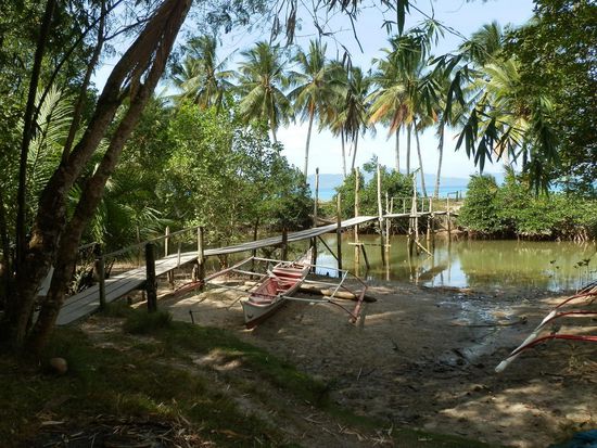 Nur über die Brücke und schon war der Strand vor der Nase