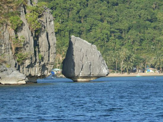 Im Hintergrund sieht man schon die Corong-Corong Beach