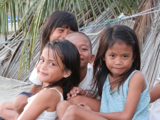 Obwohl sie zu den Ärmsten gehören, sind sie immer fröhlich 