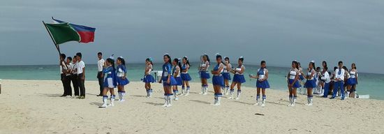 Von den Ersten die sich aufstellten bis alle da waren verging bestimmt eine Stunde