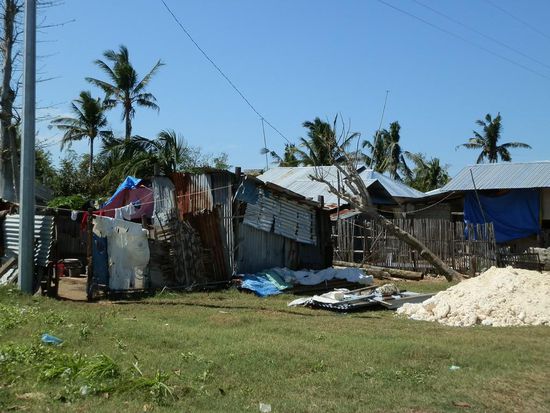 Alle Achtung an die Helfer aus allen Nationen
Ich könnte das - glaub ich zumindest - nicht aushalten