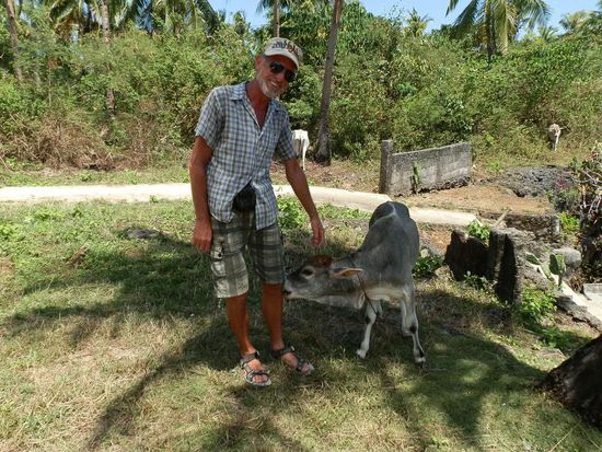 Unterwegs lehrt man immer wieder neue Freunde kennen!
Mein Bossi ist einfach zum abschlecken 