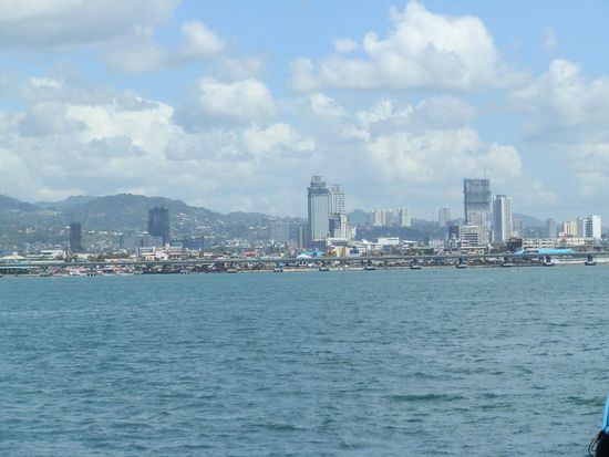 Und wiedermal die Skyline von Cebu City