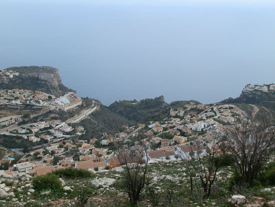 Ganze Berge werden hier so bebaut