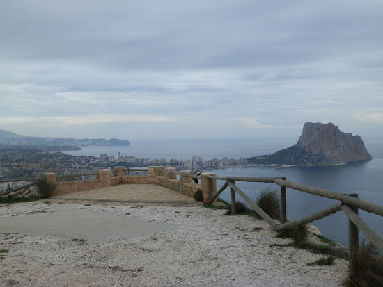 Und es zogen dunkle Wolken auf