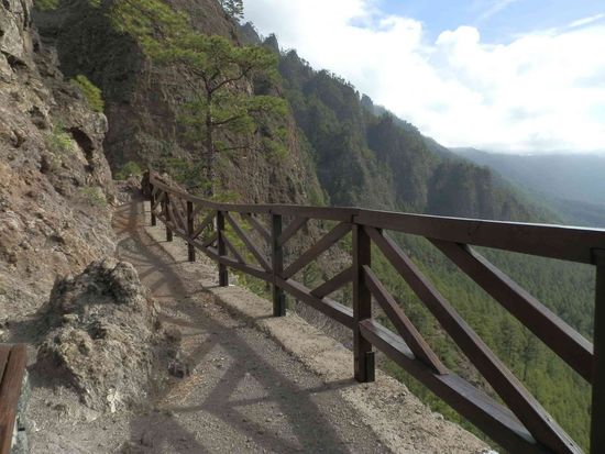 Zu dicht am Abgrund - dann gibts auch man einen Zaun 