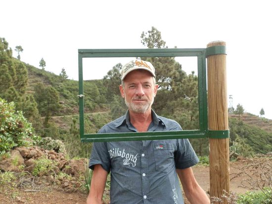 Haha da fehlt wohl was 
Und wo geht es nun lang - Bauchgefühl!