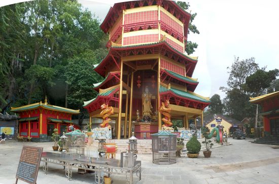 Hier noch ein anderer Tempel