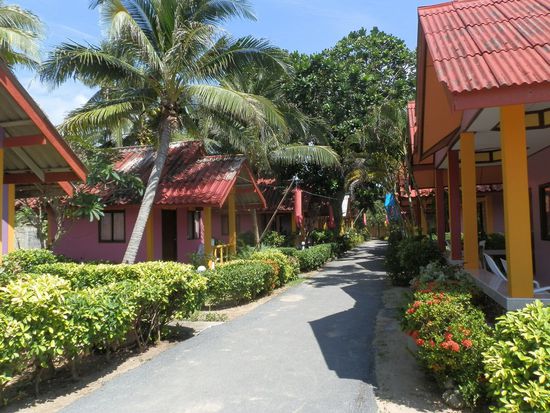 Hier das" Lanta new Beach Bungalow"
Einfach aber ausreichend