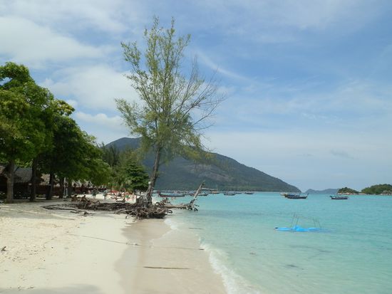 Die ersten Eindrücke von den himmlischen Stränden und das Wasser - eine wahre Wucht!!!
