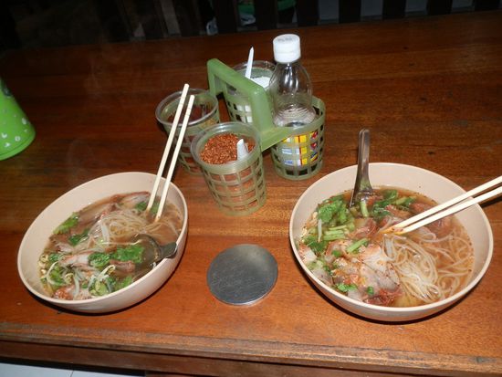 Wieder zurück noch eine Nudelsuppe - Yummi !!!