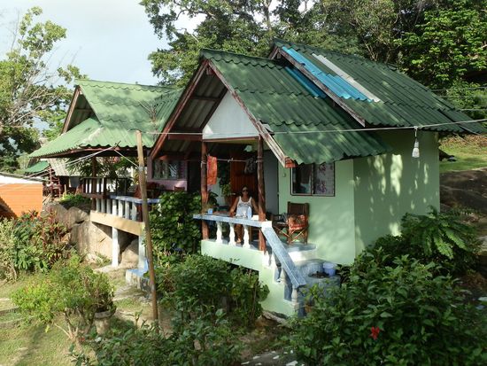 Unser neues Zuhause!!!
Inklusive Kokosnüsse, Sternfrüchte und andere die ich nur vom essen (jetzt) kenne