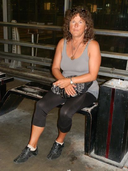 Nachdem wir mehr als 26 Stunden in Bangkok mit shoppen verbrachten bin ich echt fertig
Und ein wenig traurig schon zurück zu müssen