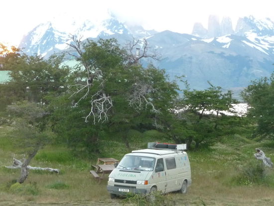 Camping bei der Laguna Azul mit Torres im Hintergrund