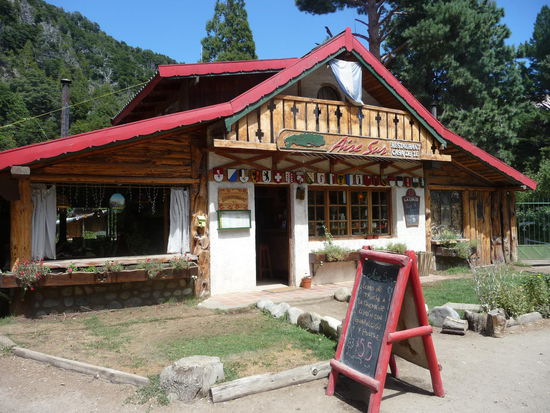 Besuch in der Colonia Suiza