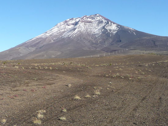 Start der Vulkanbesteigung über die rechte Flanke
