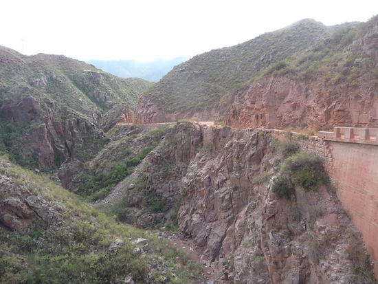 und eindrückliche Schluchten