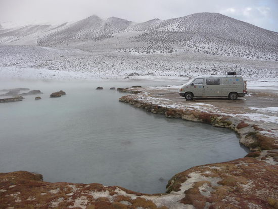 Übernachtungsplatz direkt bei heissen Quellen