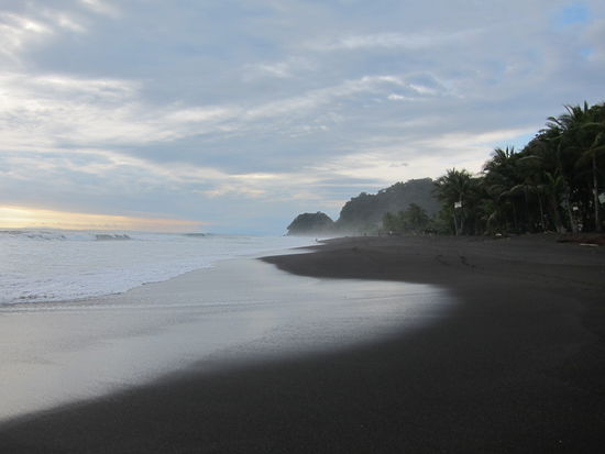 Zweiter Strand: Playa Hermosa im Abendlicht