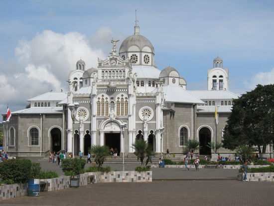 Basílica de Nuestra Senora de los Ángeles
1635 erbaut, ebenfalls wegen Erdbeben mehrmals verändert