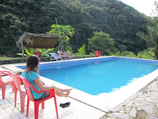 Erst mal zur Erfrischung ab in den Pool.