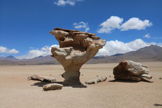 Der arbol de rocas, eine lustige Steinformation, die einem Baum ähnelt.