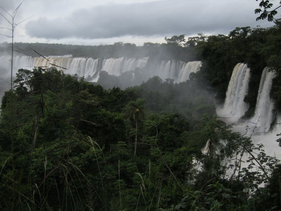 Überall wo man hinschaut fliesst Wasser (leider auch Regen von oben).