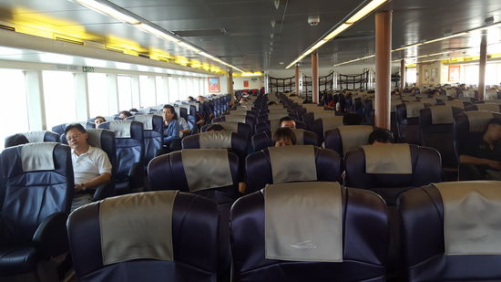 Hauptdeck mit 326 Plätzen