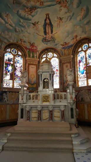 In der Kirche von Bairnsdale