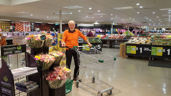 Der Kühlschrank muss wieder gefüllt werden