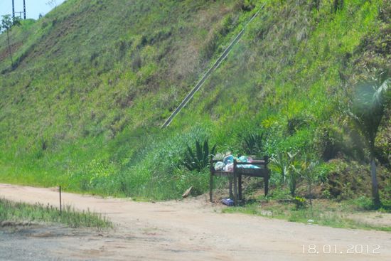 Was uns auffällt: Brasilien ist sehr sauber, sogar bei den entlegenen Gehöften wird der Müll abgeholt.