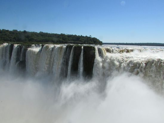 Es donnert gewaltig, man versteht kein Wort