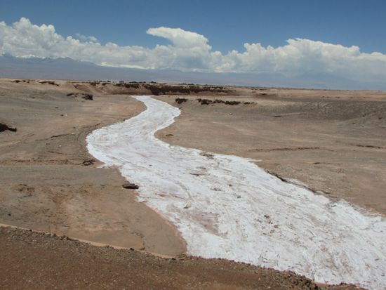 Auf dem Weg zum Lago de Chaxa - gestern war hier noch ein reissender Fluss