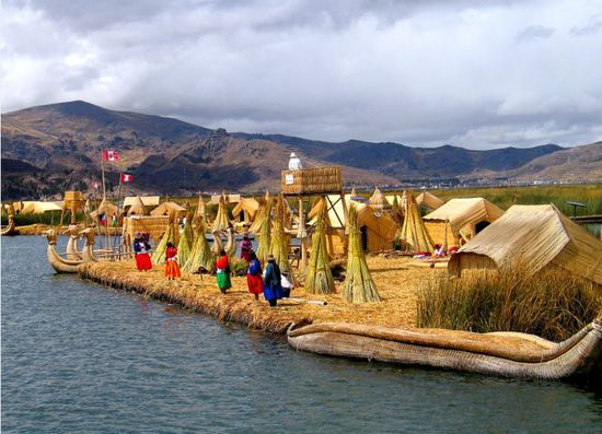 Bei den schwimmenden Inseln.