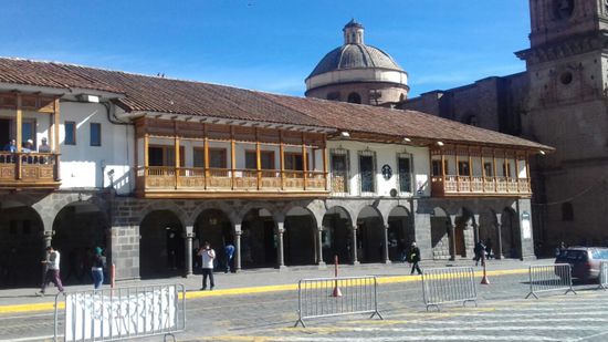 Rings um die Plaza Arkaden