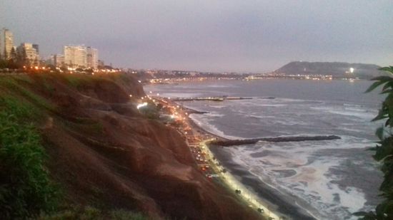 Am Ufer des Pazifiks