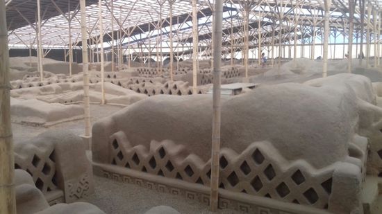 Gut erhaltene Reliefs